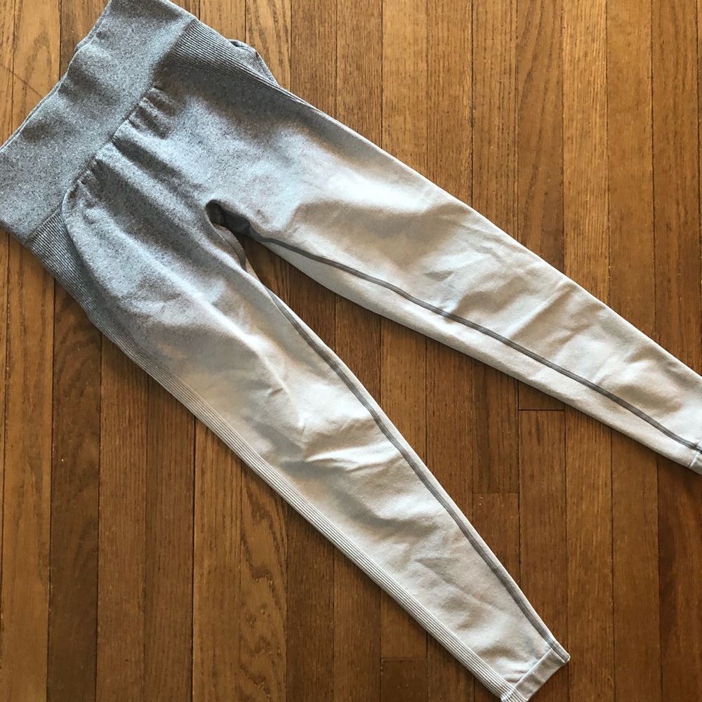 Butt-lift Women’s Seamless High-Waisted Ombré Workout Leggings Size Medium